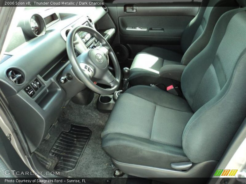  2006 xB  Dark Charcoal Interior