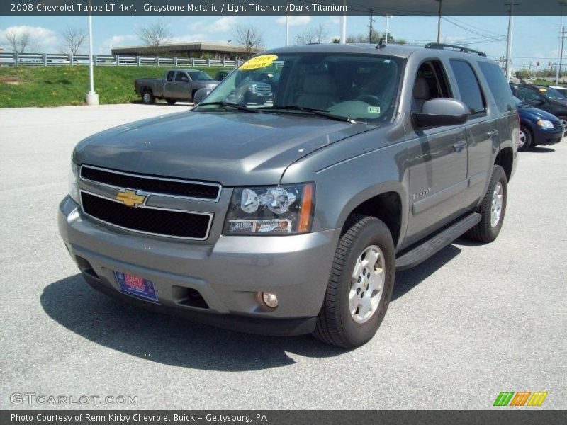 Front 3/4 View of 2008 Tahoe LT 4x4