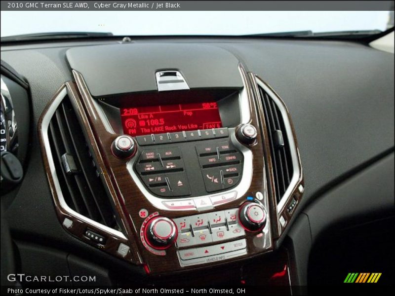 Controls of 2010 Terrain SLE AWD