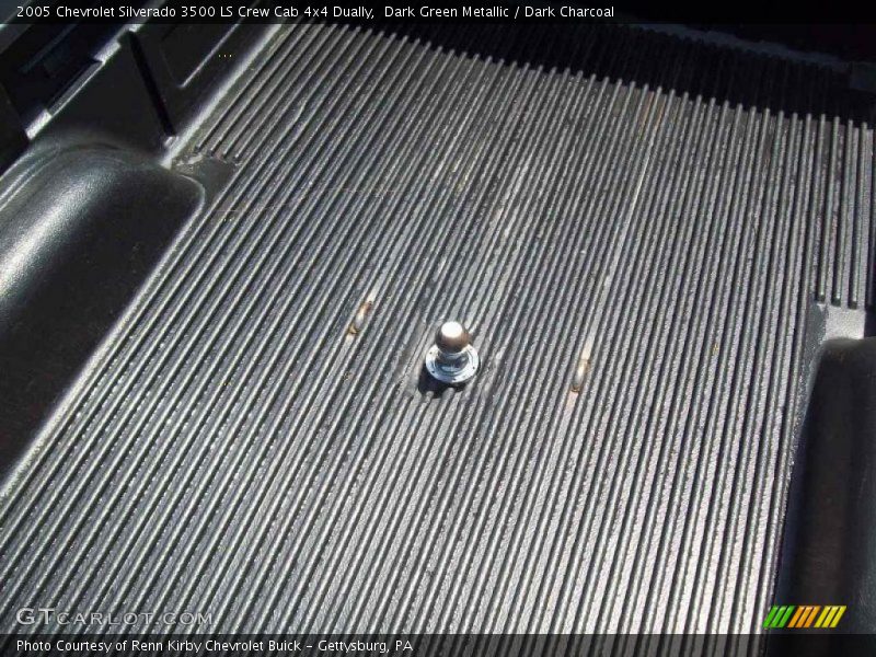 Dark Green Metallic / Dark Charcoal 2005 Chevrolet Silverado 3500 LS Crew Cab 4x4 Dually