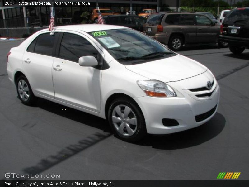 Polar White / Bisque 2007 Toyota Yaris Sedan
