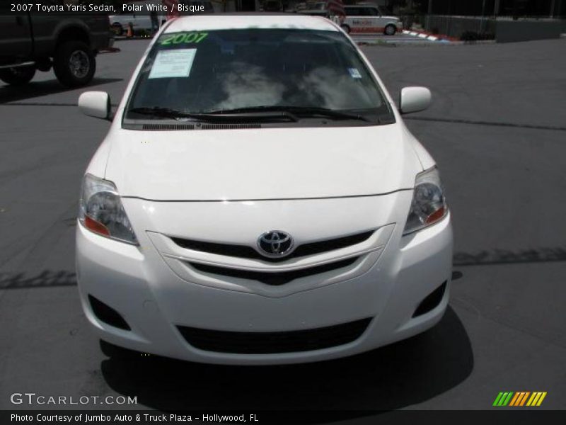 Polar White / Bisque 2007 Toyota Yaris Sedan