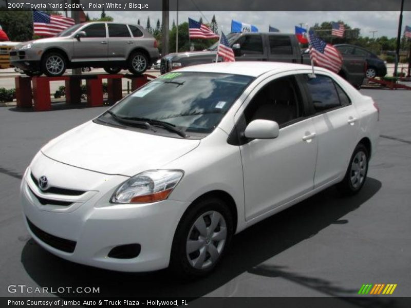 Polar White / Bisque 2007 Toyota Yaris Sedan