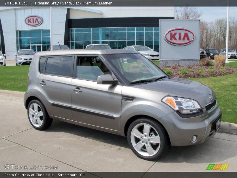 Titanium Gray / Sand/Black Premium Leather 2011 Kia Soul !
