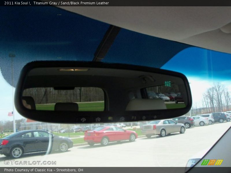 Titanium Gray / Sand/Black Premium Leather 2011 Kia Soul !