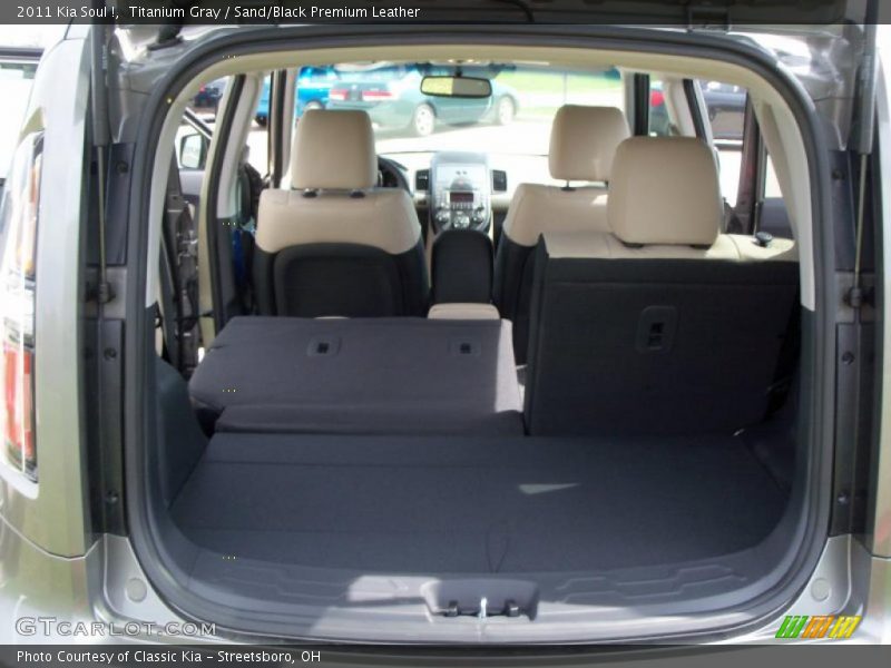Titanium Gray / Sand/Black Premium Leather 2011 Kia Soul !