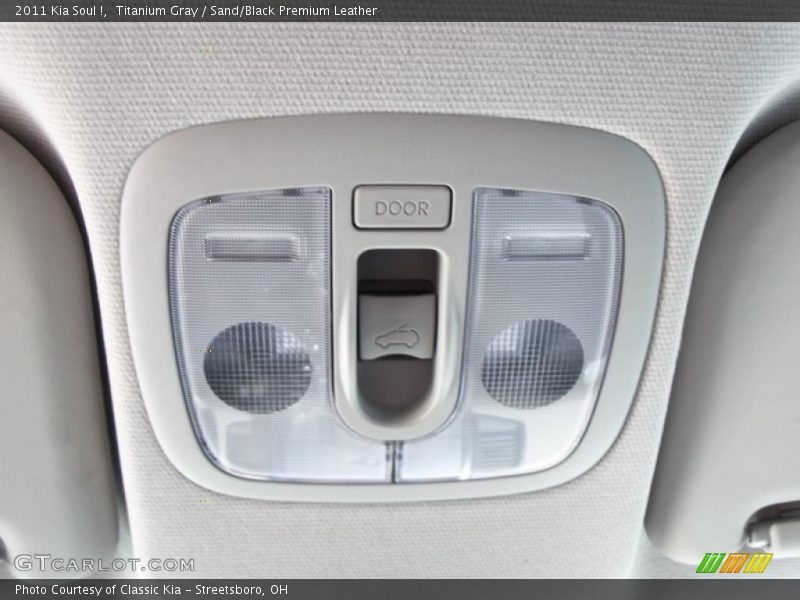 Titanium Gray / Sand/Black Premium Leather 2011 Kia Soul !
