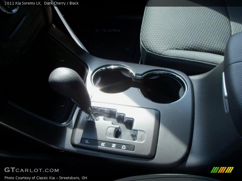 Dark Cherry / Black 2011 Kia Sorento LX