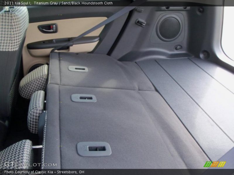 Titanium Gray / Sand/Black Houndstooth Cloth 2011 Kia Soul !