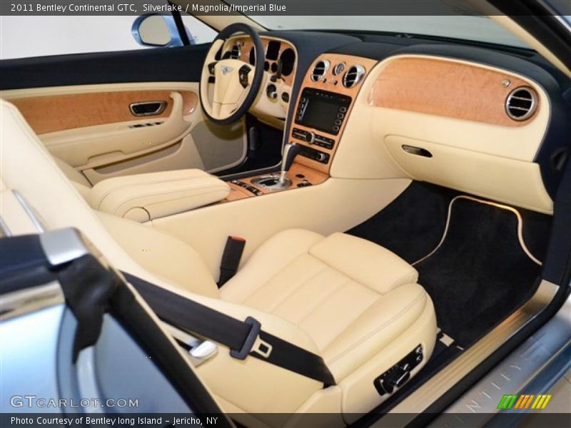 Dashboard of 2011 Continental GTC 