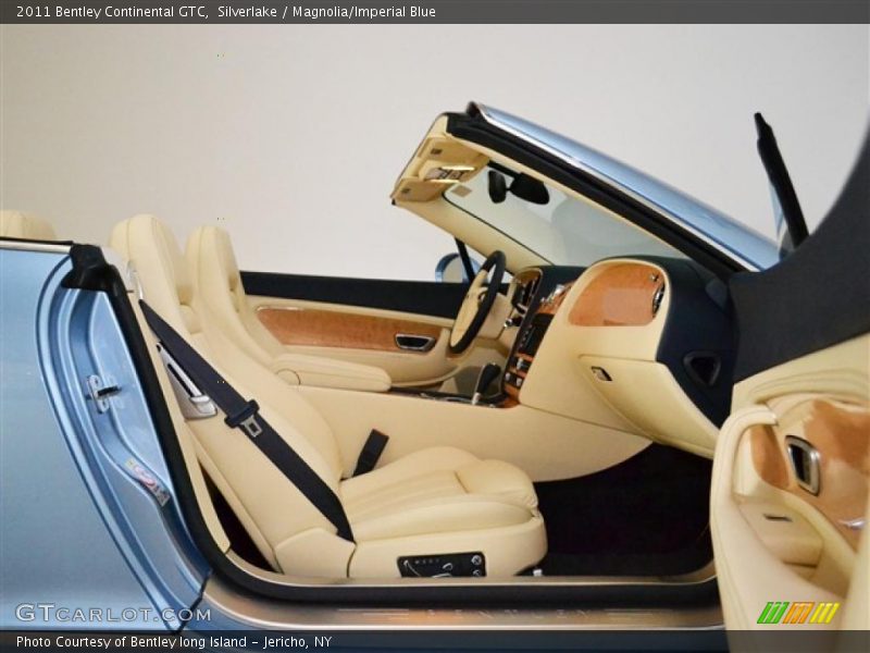  2011 Continental GTC  Magnolia/Imperial Blue Interior