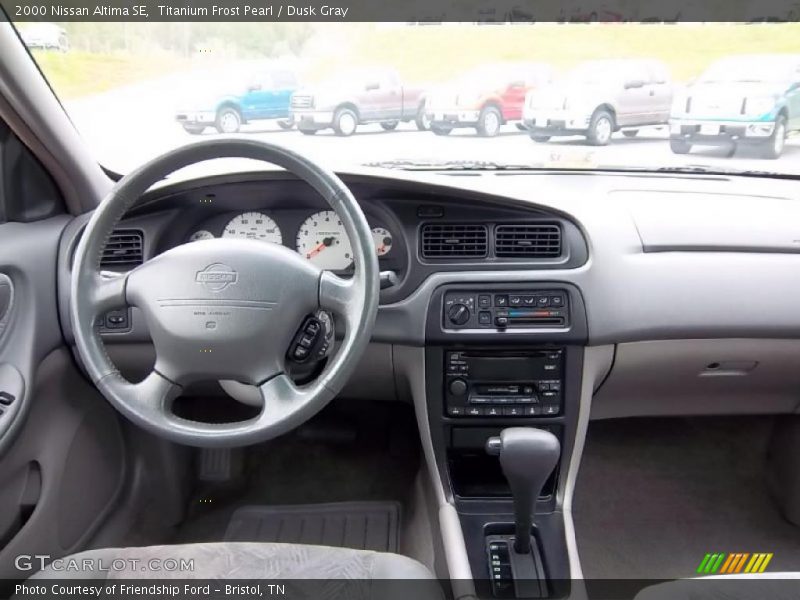 Titanium Frost Pearl / Dusk Gray 2000 Nissan Altima SE