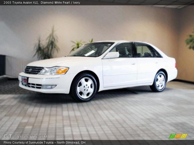 Diamond White Pearl / Ivory 2003 Toyota Avalon XLS