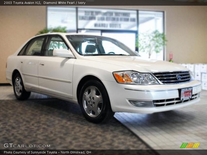 Diamond White Pearl / Ivory 2003 Toyota Avalon XLS