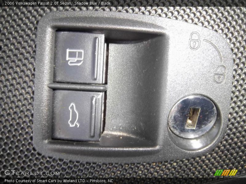Shadow Blue / Black 2006 Volkswagen Passat 2.0T Sedan