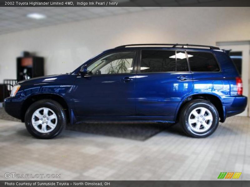 Indigo Ink Pearl / Ivory 2002 Toyota Highlander Limited 4WD