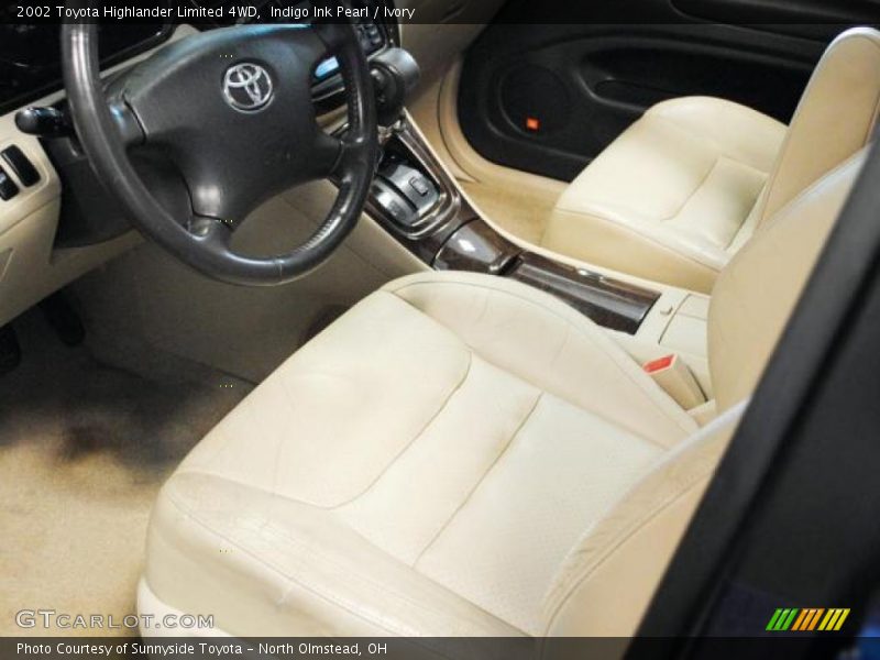 Indigo Ink Pearl / Ivory 2002 Toyota Highlander Limited 4WD