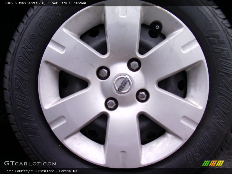 Super Black / Charcoal 2009 Nissan Sentra 2.0