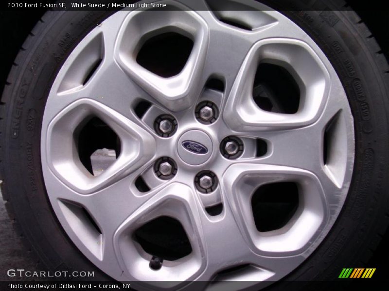 White Suede / Medium Light Stone 2010 Ford Fusion SE
