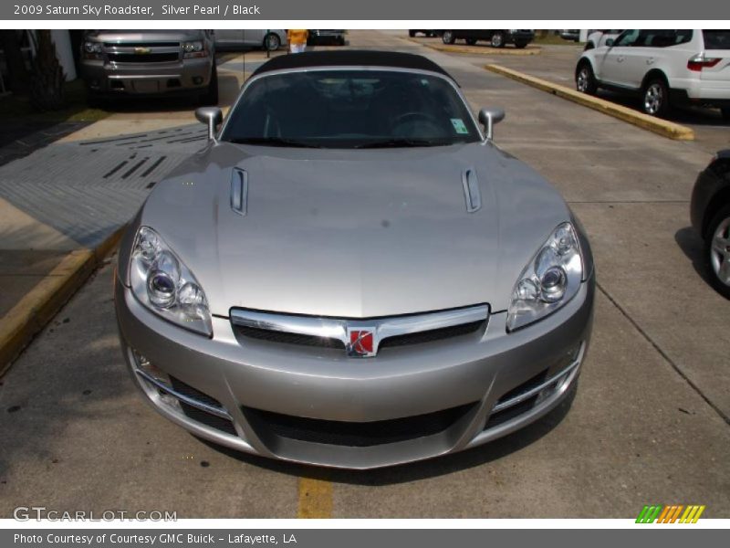 Silver Pearl / Black 2009 Saturn Sky Roadster
