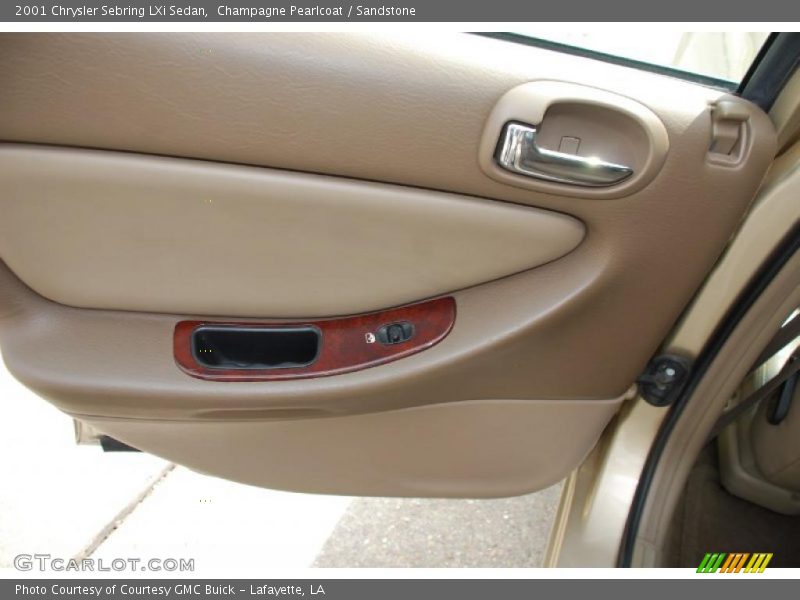 Champagne Pearlcoat / Sandstone 2001 Chrysler Sebring LXi Sedan