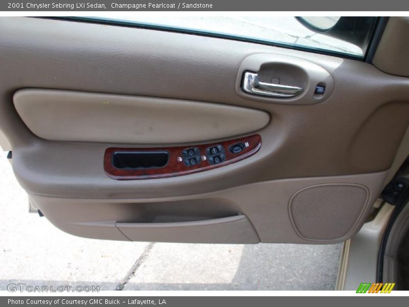 Champagne Pearlcoat / Sandstone 2001 Chrysler Sebring LXi Sedan