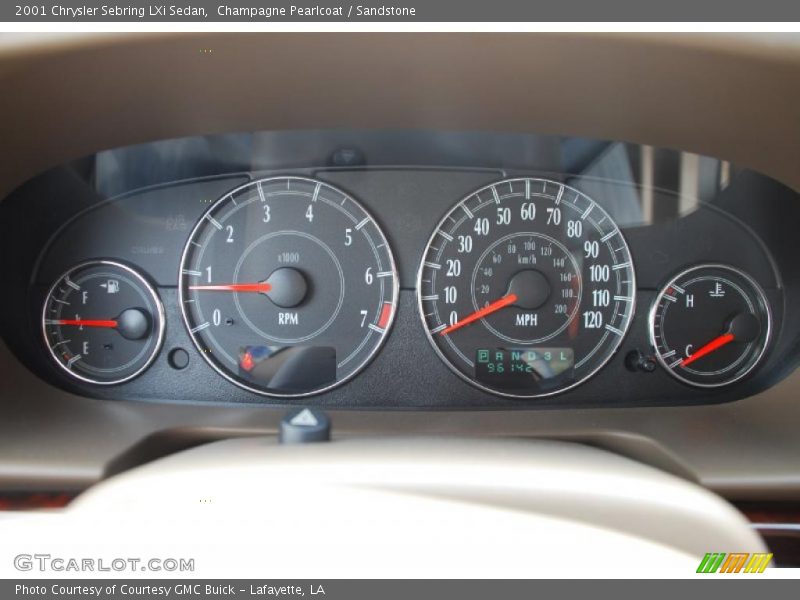 Champagne Pearlcoat / Sandstone 2001 Chrysler Sebring LXi Sedan