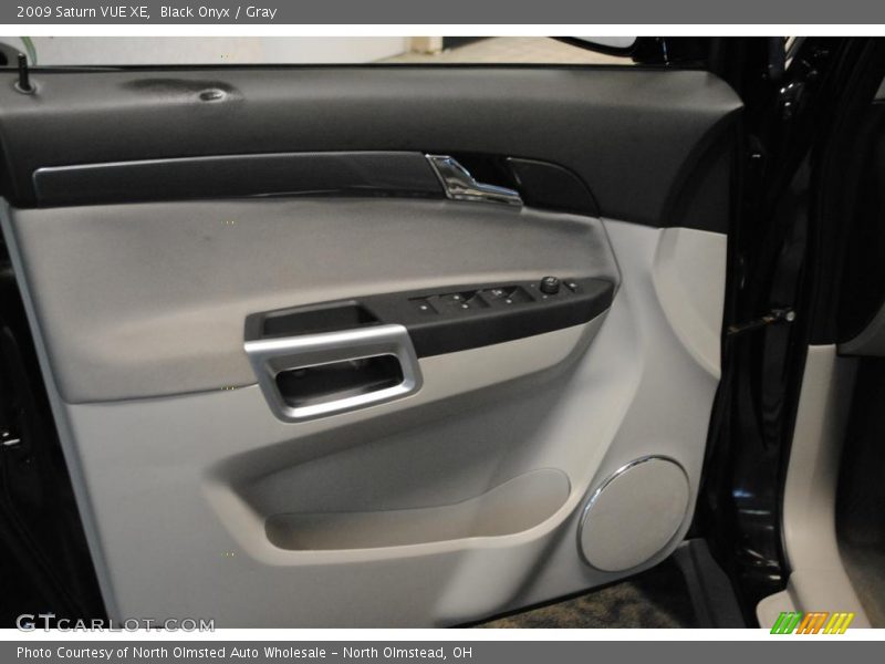 Black Onyx / Gray 2009 Saturn VUE XE