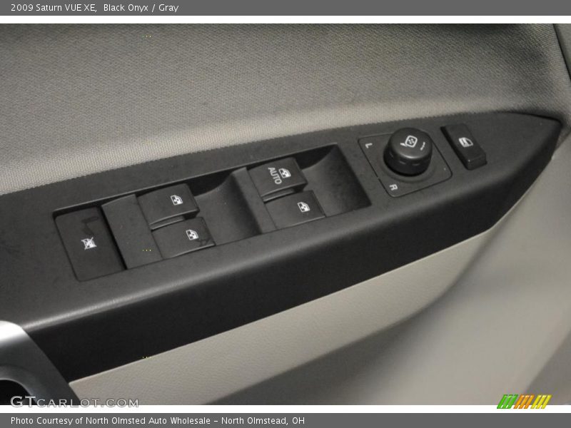 Black Onyx / Gray 2009 Saturn VUE XE
