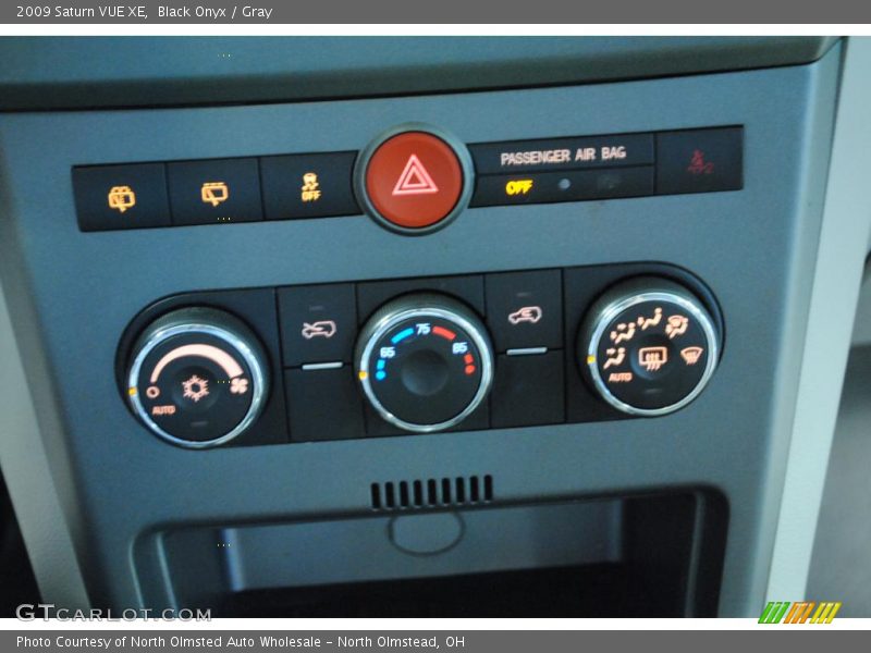 Black Onyx / Gray 2009 Saturn VUE XE
