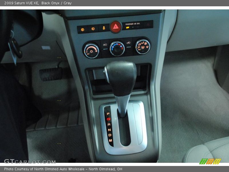 Black Onyx / Gray 2009 Saturn VUE XE