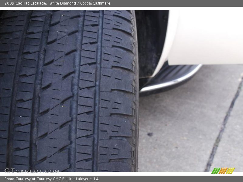 White Diamond / Cocoa/Cashmere 2009 Cadillac Escalade