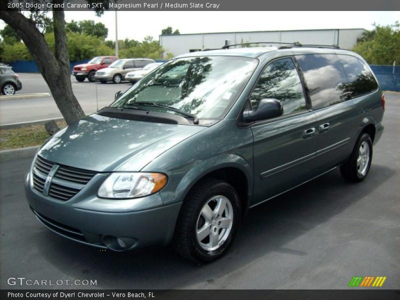 Magnesium Pearl / Medium Slate Gray 2005 Dodge Grand Caravan SXT