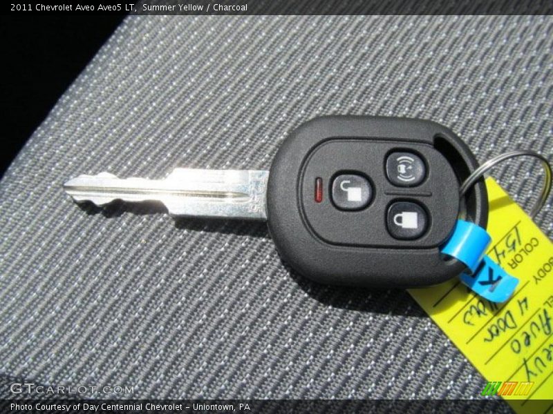 Summer Yellow / Charcoal 2011 Chevrolet Aveo Aveo5 LT