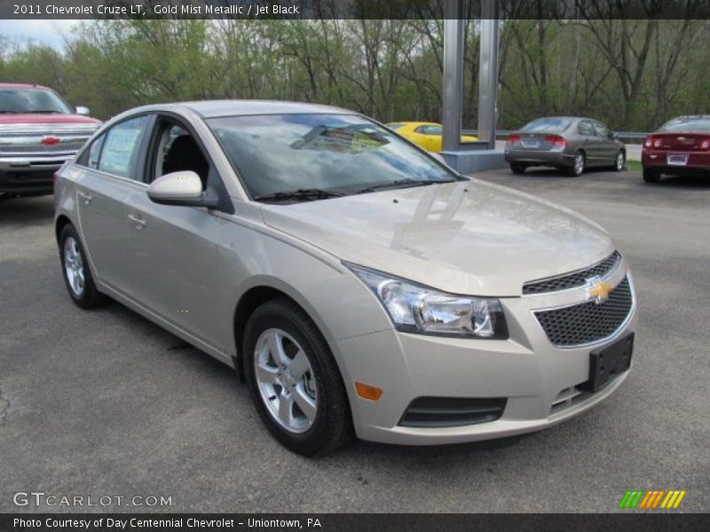 Gold Mist Metallic / Jet Black 2011 Chevrolet Cruze LT