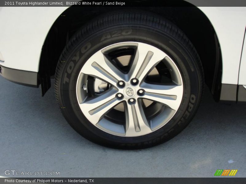 Blizzard White Pearl / Sand Beige 2011 Toyota Highlander Limited