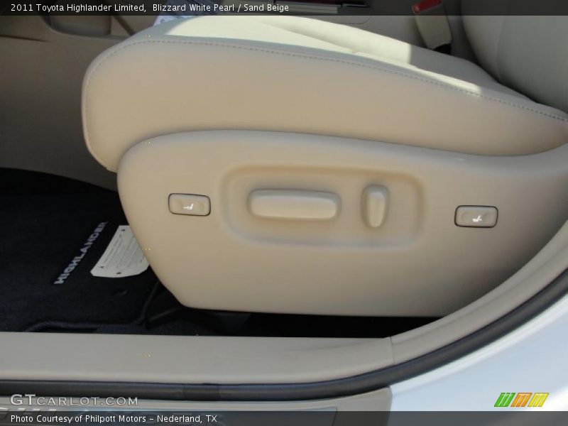 Blizzard White Pearl / Sand Beige 2011 Toyota Highlander Limited
