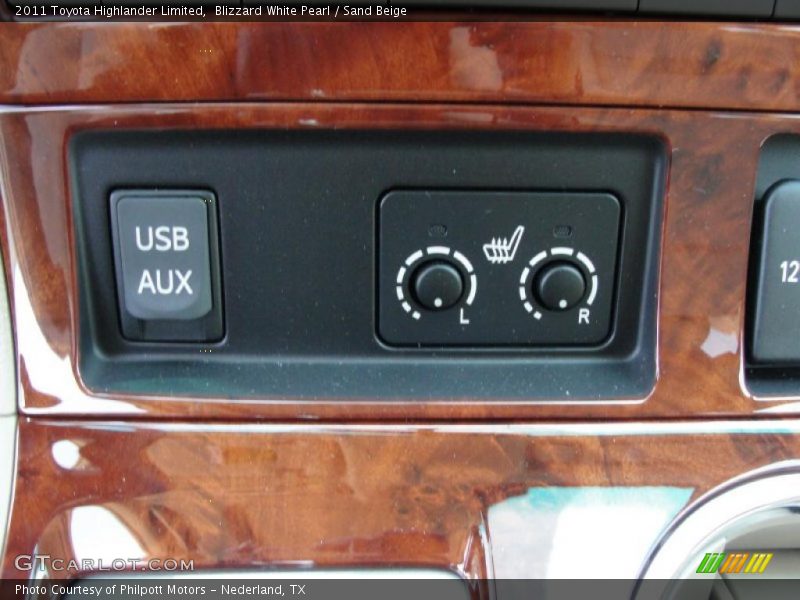 Blizzard White Pearl / Sand Beige 2011 Toyota Highlander Limited