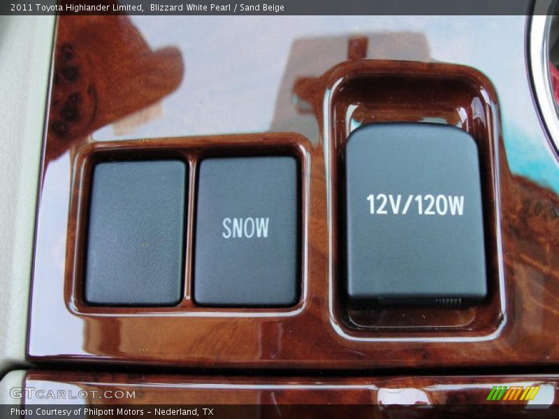 Blizzard White Pearl / Sand Beige 2011 Toyota Highlander Limited