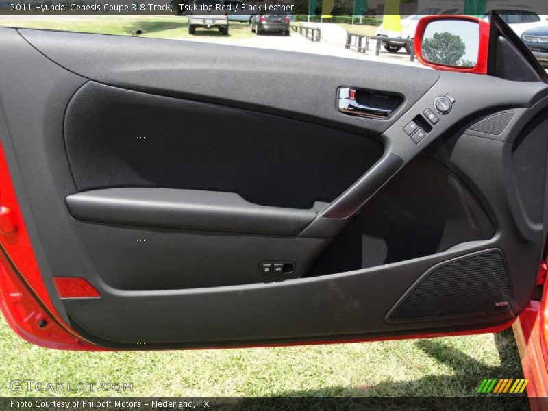 Door Panel of 2011 Genesis Coupe 3.8 Track