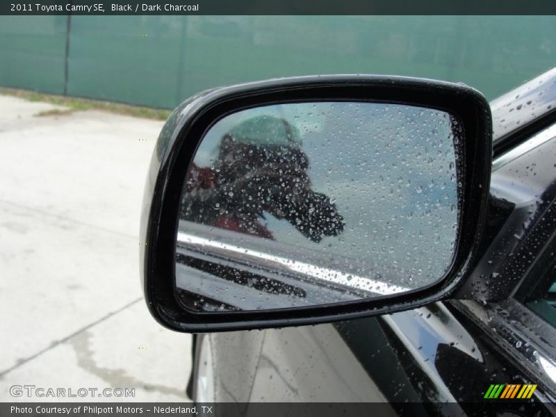 Black / Dark Charcoal 2011 Toyota Camry SE