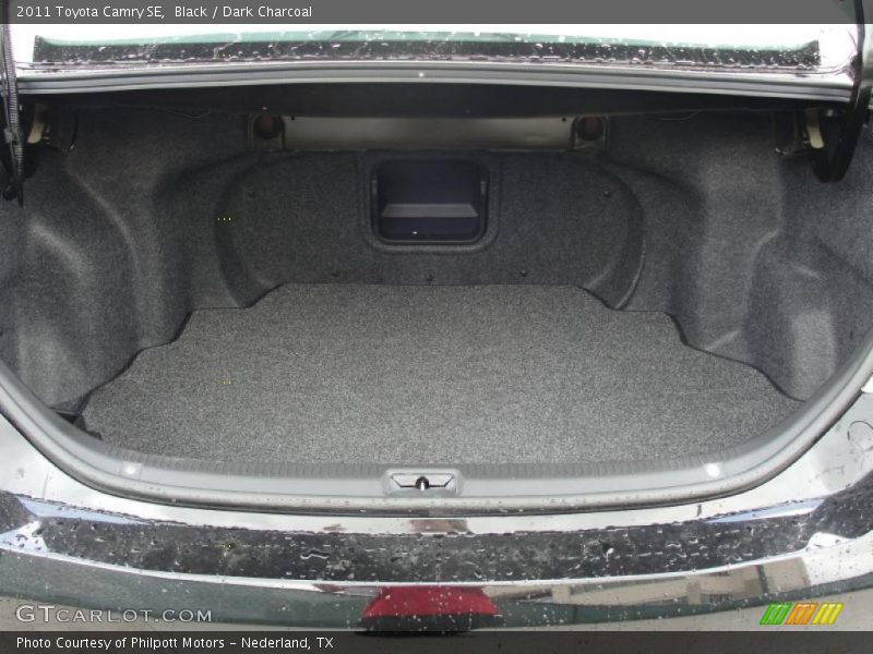Black / Dark Charcoal 2011 Toyota Camry SE