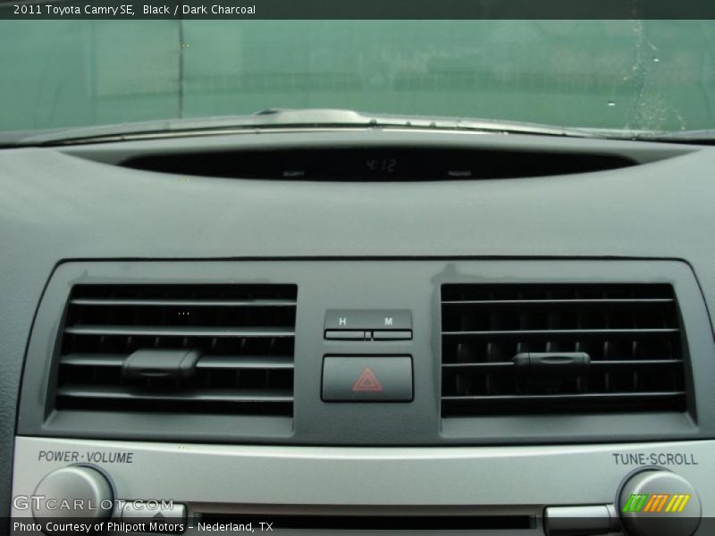 Black / Dark Charcoal 2011 Toyota Camry SE
