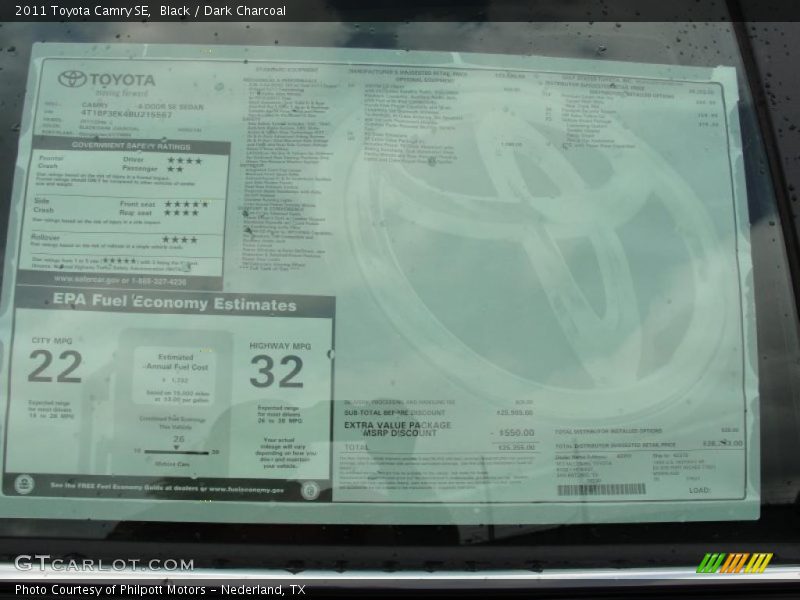 Black / Dark Charcoal 2011 Toyota Camry SE