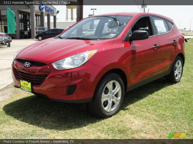 Garnet Red / Taupe 2011 Hyundai Tucson GL