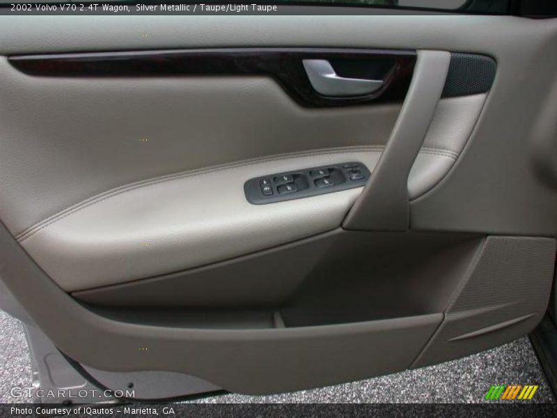 Door Panel of 2002 V70 2.4T Wagon