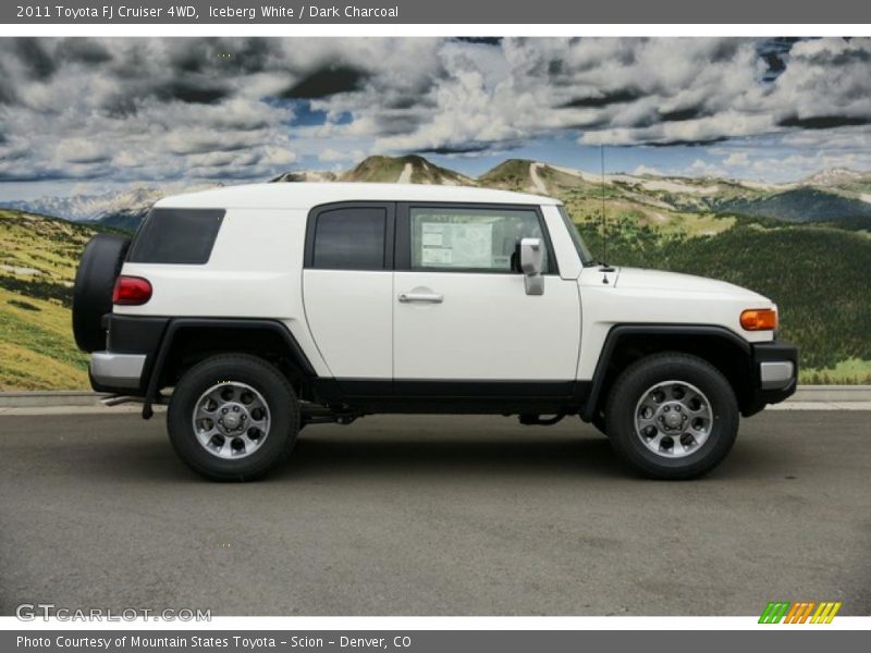  2011 FJ Cruiser 4WD Iceberg White