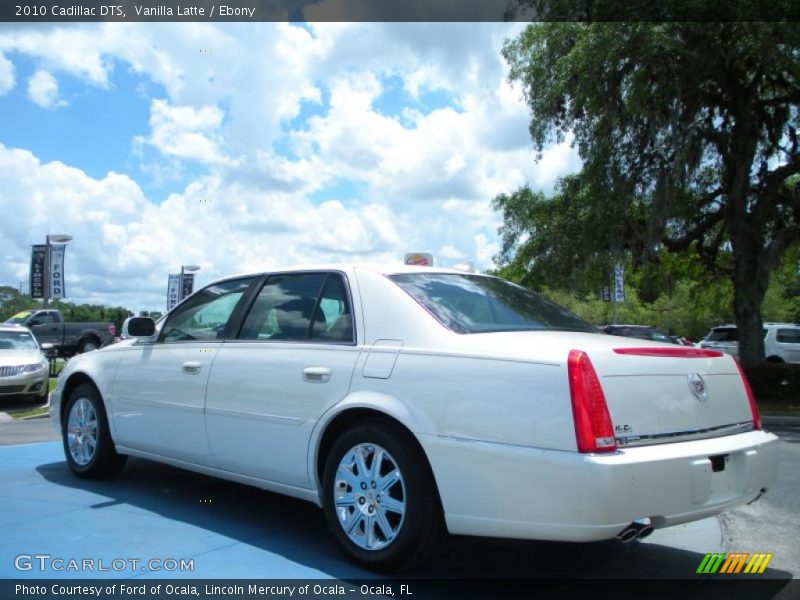 Vanilla Latte / Ebony 2010 Cadillac DTS