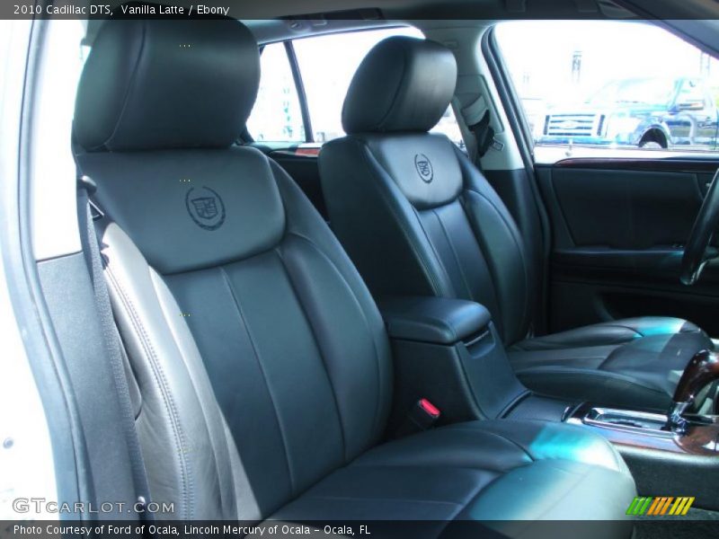 Vanilla Latte / Ebony 2010 Cadillac DTS