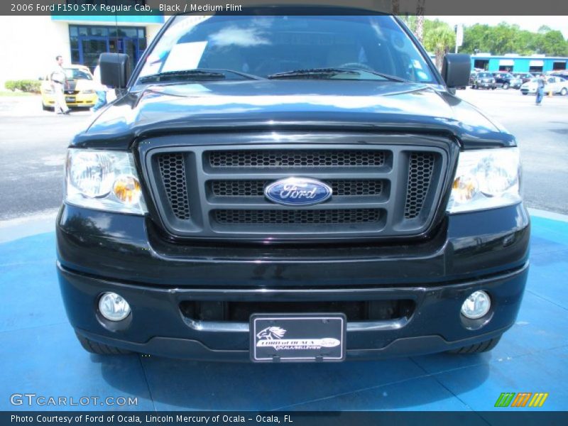 Black / Medium Flint 2006 Ford F150 STX Regular Cab